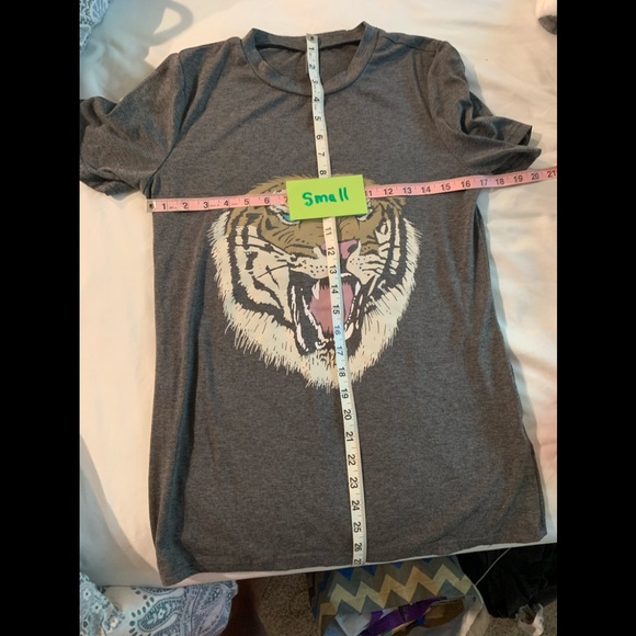 Tiger T-shirt - Picture 3 of 3